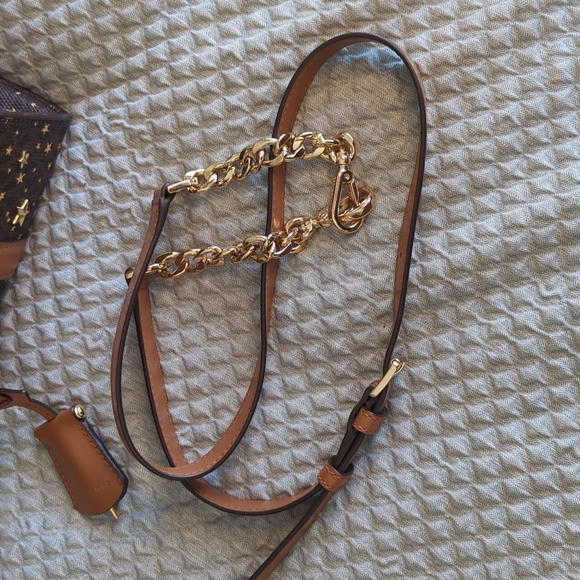 ⚡ FLASH SALE - Michael Kors Nouveau Hamilton Star Embellished Logo Satchel - Picture 9 of 15